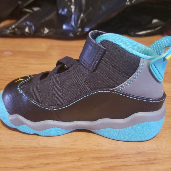 Jordan - Picture 1 of 7